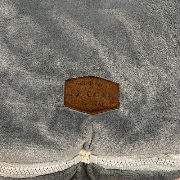 JJ Cole Gray Kids Cover car seat - Picture 4 of 7